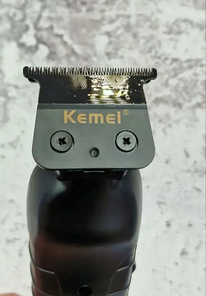 Профессиональный аккумуляторный триммер Kemei KM-2299 с керамическим ножом - фото 4
