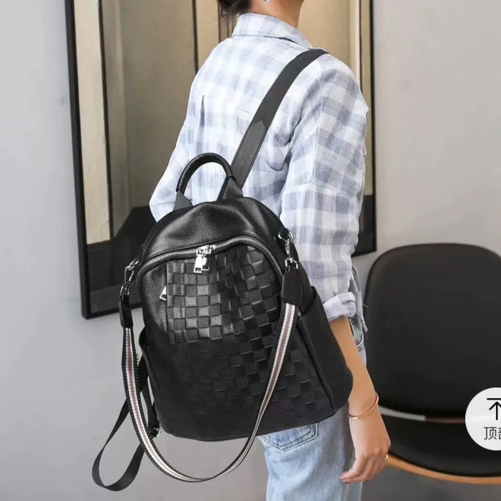 Шкіряний жіночий рюкзак з тисненням 42147 Tiding Bag чорний - фото 7