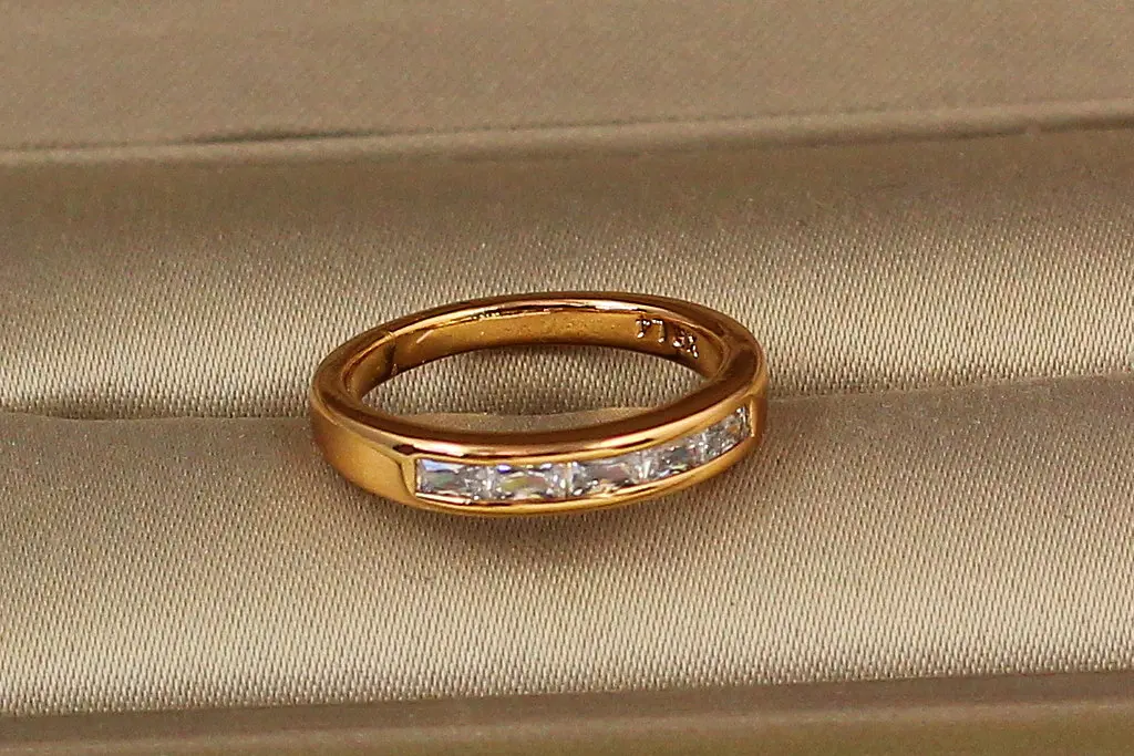 Кільце Xuping Jewelry доріжка прямокутні камені р 15 золотисте - фото 2