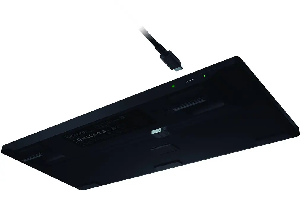 Клавиатура Razer BlackWidow V4 Low-Profile TKL с желтыми переключателями (RZ03-05450100-R3M1) - фото 5