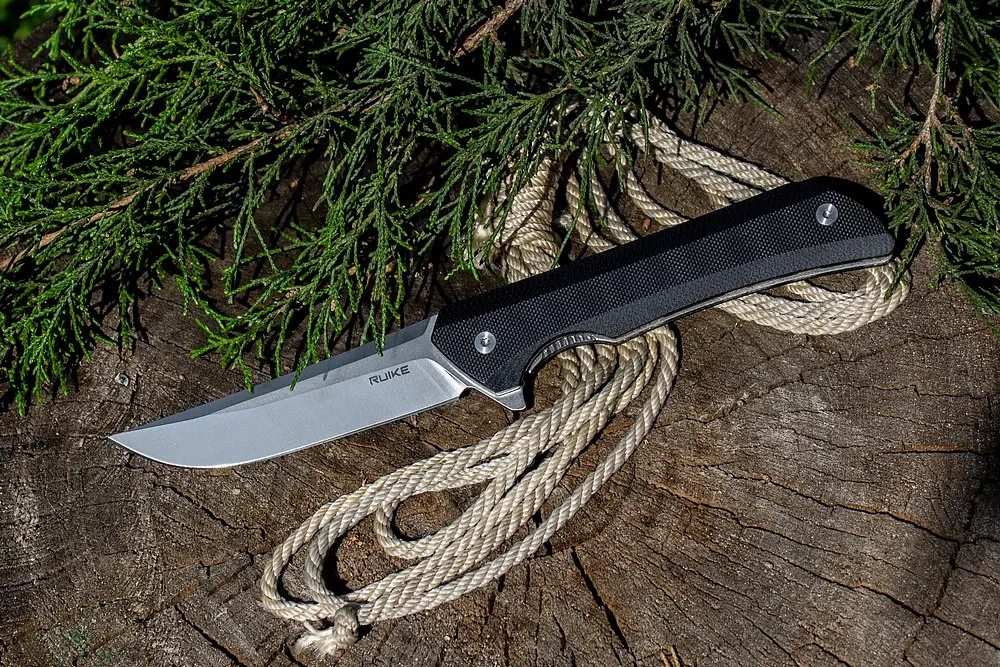 Ніж складаний туристичний Ruike Hussar P121-B, (9.2 см) 14C28N / G10 чорний - фото 4