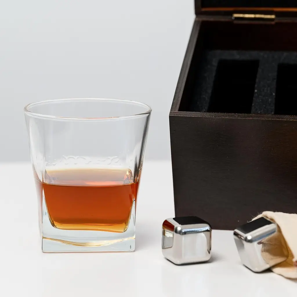 Подарунковий набір Whiskey Stones "Сталевий" №1 Baltic - фото 6