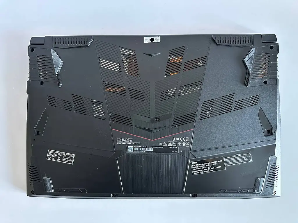 Игровой ноутбук MSI GF75 Thin 17.3" (i7-9750H / 16GB / SSD 256GB / GTX 1050 Ti 4GB)   - фото 9