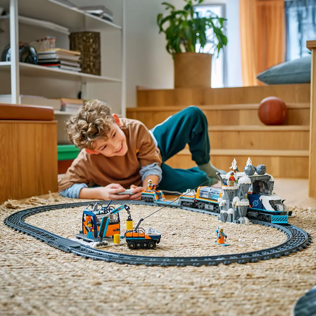 Конструктор LEGO City Арктический исследовательский экспресс 1517 деталей (60470) - фото 12