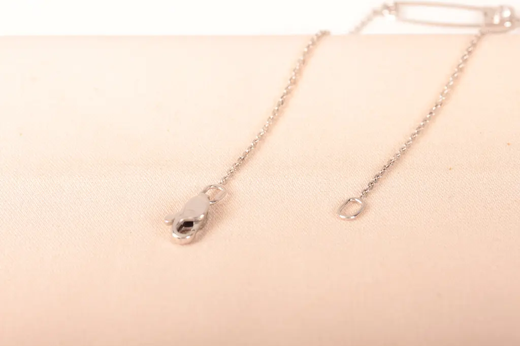 Жіночий браслет з білого золота з булавкою 215, 4.1 BR-0012 - фото 3