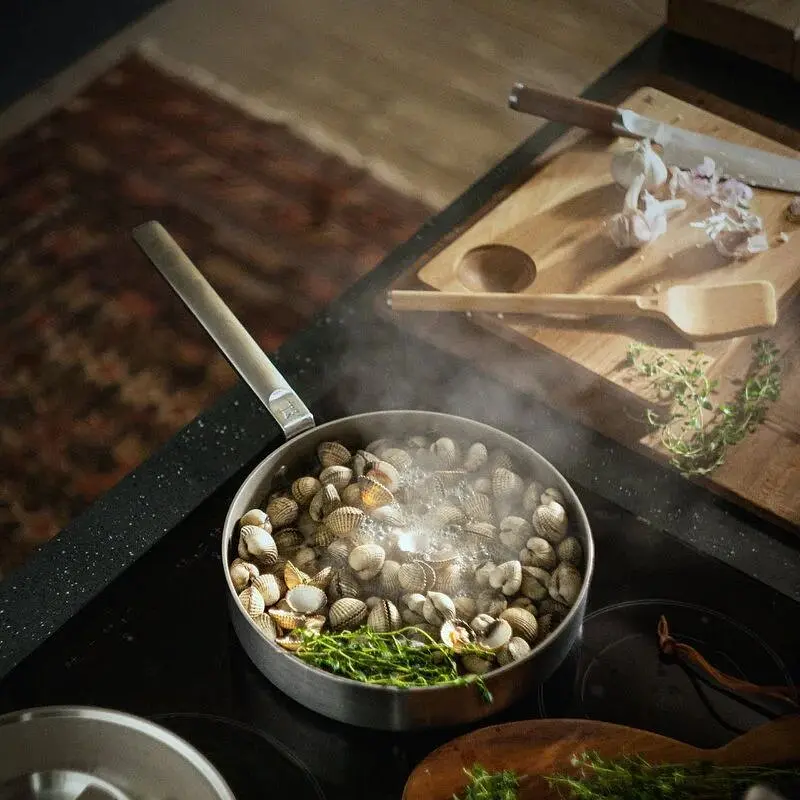 Сотейник Fiskars Norden з мінеральним покриттям з кришкою 26 см (1067634) - фото 6