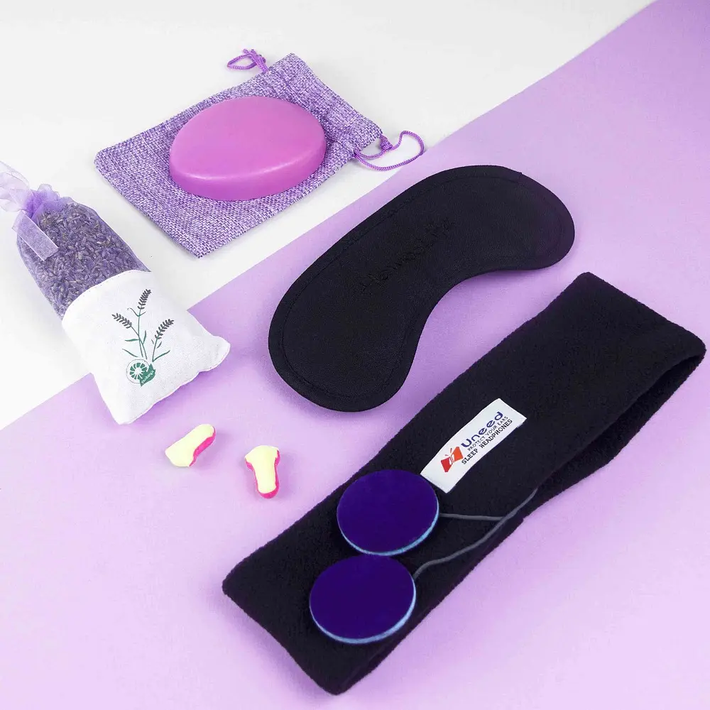 Подарунковий набір Multibrand Спокій, тільки спокій" - Маска для сну Hoowolife + Беруші + Навушники для сну + Мило ручної роботи + Подушечка з лавандою (1040-02)" - фото 2
