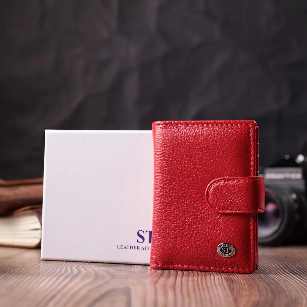 Містка візитниця з натуральної шкіри ST Leather 22470 червона - фото 9
