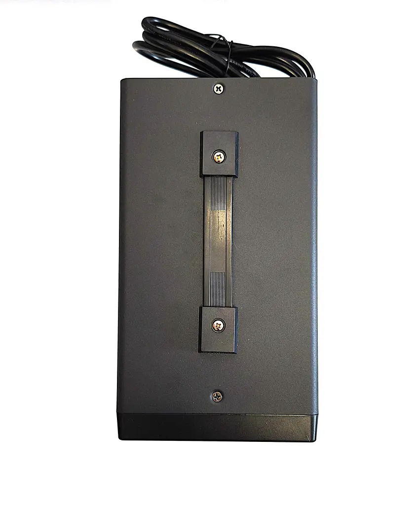 Стабілізатор напруги релейний Maxxter MX-AVR-S2000-01 2000 VA 1200 Вт 140-270 В 2 розетки настільний - фото 4