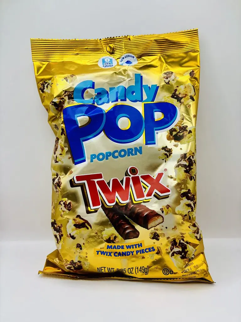 Попкорн Candy Pop Twix Popcorn з хрустким печивом карамеллю та шоколадом 149г.