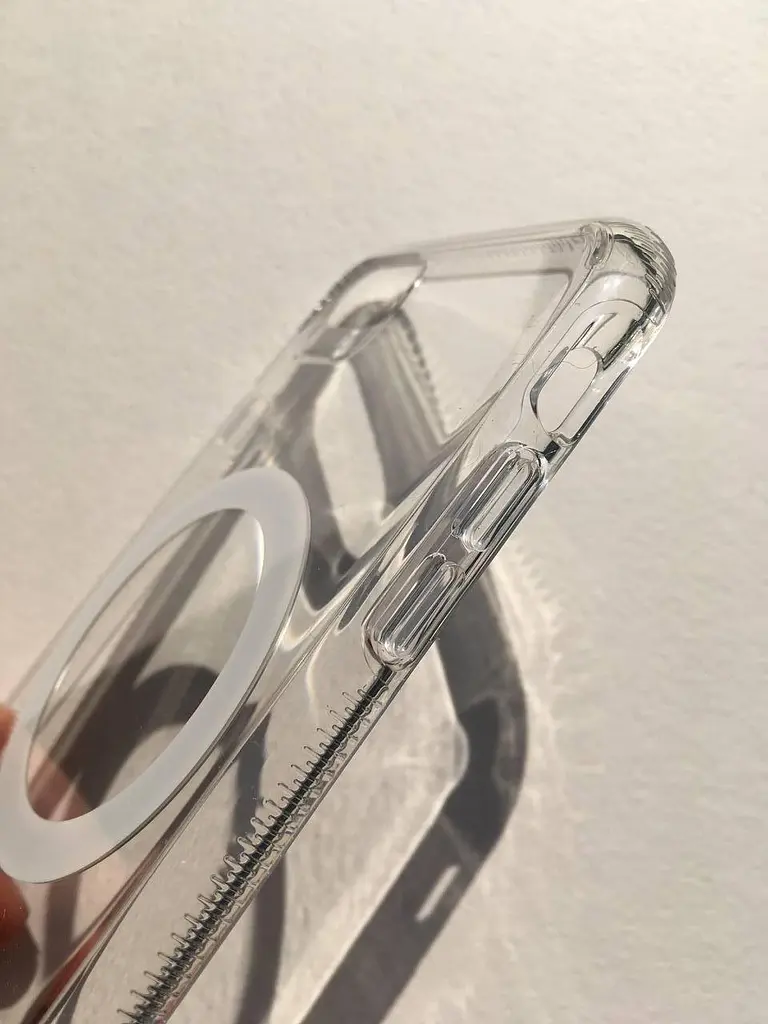 Чохол прозорий протиударний Gear4 Crystal Palace MagSafe для Apple iPhone iPhone 7/8/SE 2020/2022 - фото 8