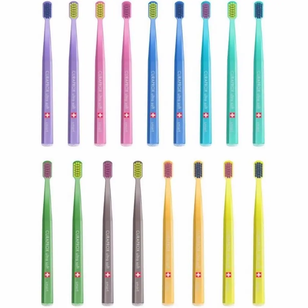 Зубна щітка дитяча Curaprox Smart Ultra Soft помаранчева з синім - фото 2