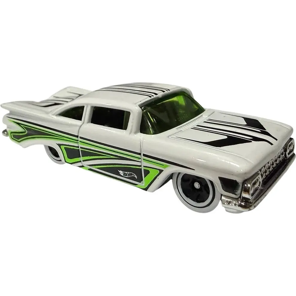 Базова машинка Hot Wheels Layin Low 59 Chevy Impala різнобарвна (5785) JJK81-N521 - фото 2