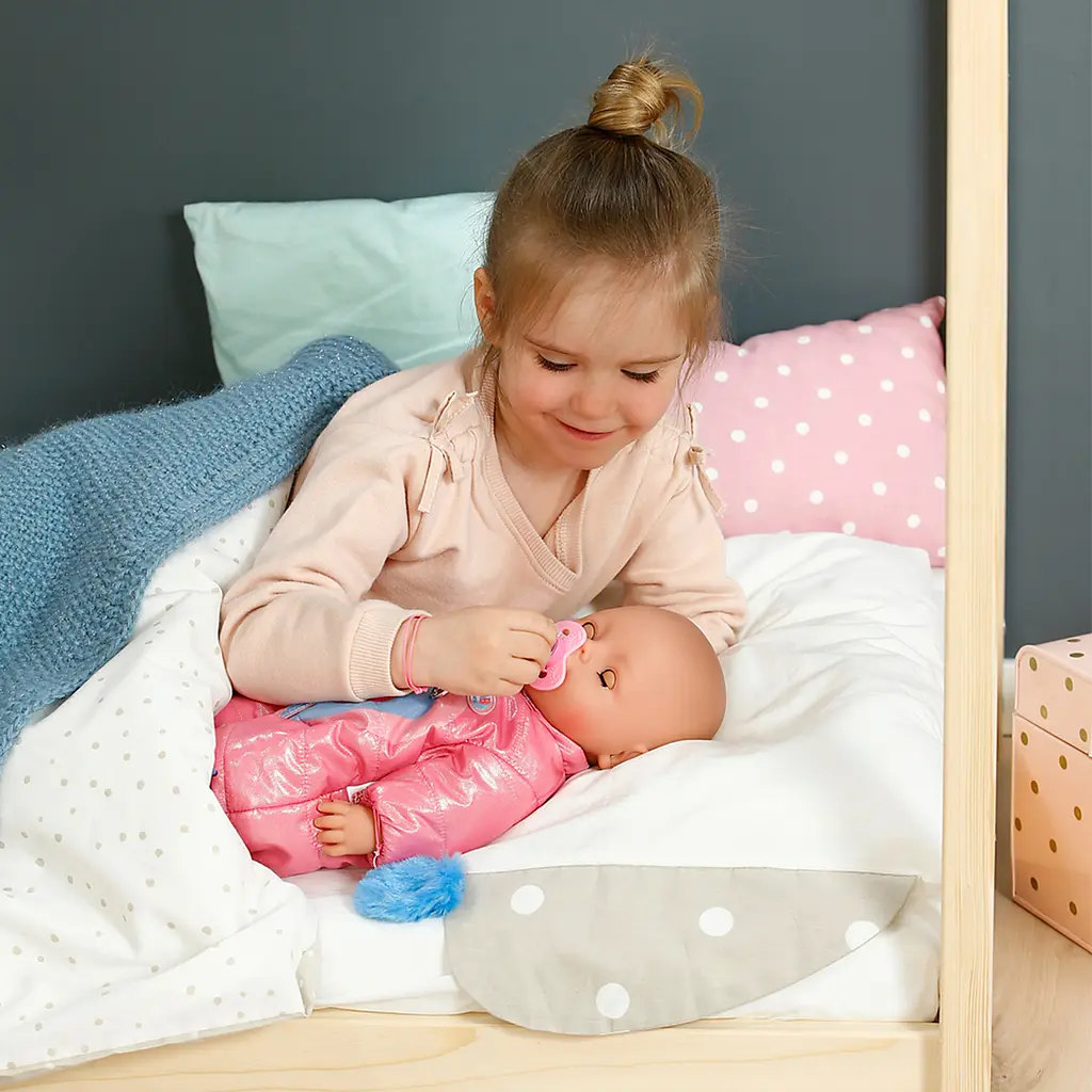 Кукла Baby Born Зимняя красавица Эмма с аксессуарами 43 см (838907) - фото 5