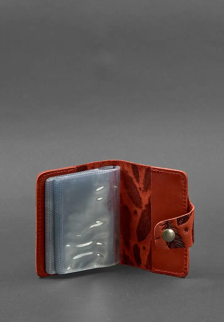 Кожаный кард-кейс 7.1 (Книжечка) коралловый с перьями Crazy Horse - фото 4