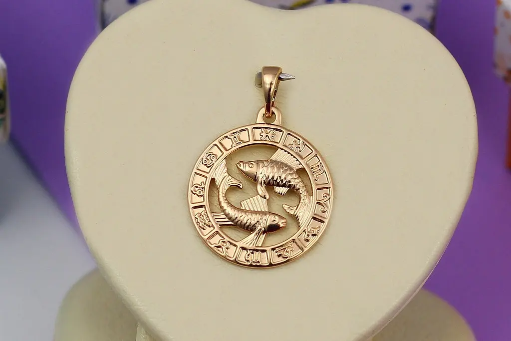 Кулон зодіак Xuping Jewelry риби 2 см золотистий