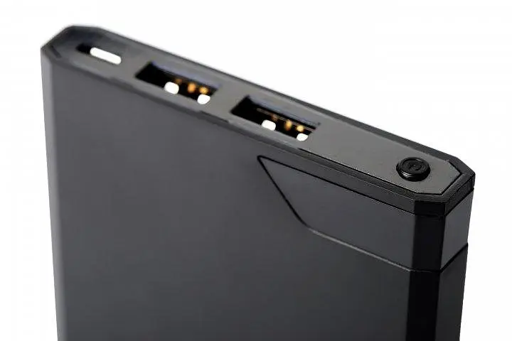Внешний аккумулятор Power Bank Kozak QC3.0 6000 mAh портативный акб - фото 2