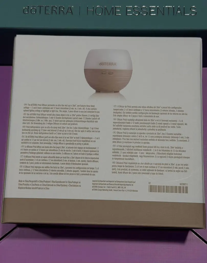 Набір ефірних олій Home Essentials doTERRA з дифузором Petal 2.0 набір для дому та ароматерапії - фото 5