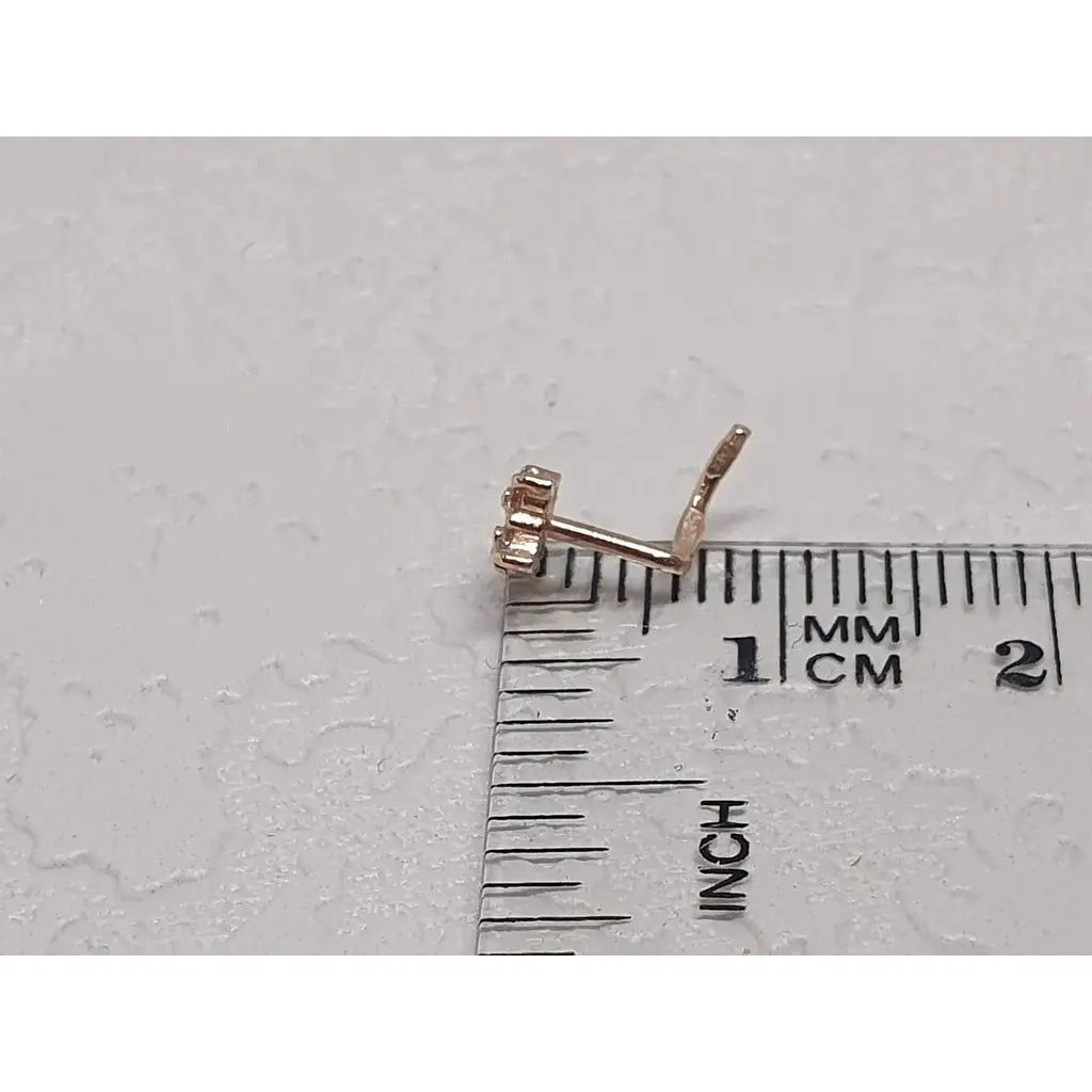 Золотая серьга-пирсинг в нос Dear с фианитами. 1041.13 Розовый (светлый) - фото 4