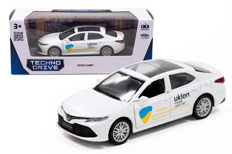 Іграшкова легкова машинка таксі Toyota Camry Uklon TechnoDrive 250291 білий колір