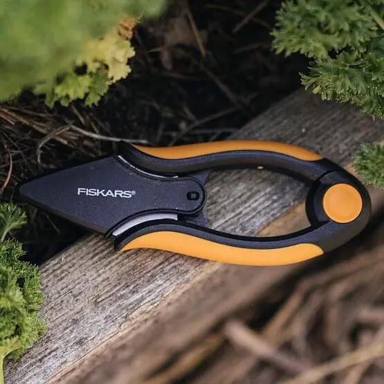 Ножиці для трав Fiskars SP-220 1063326 - фото 4