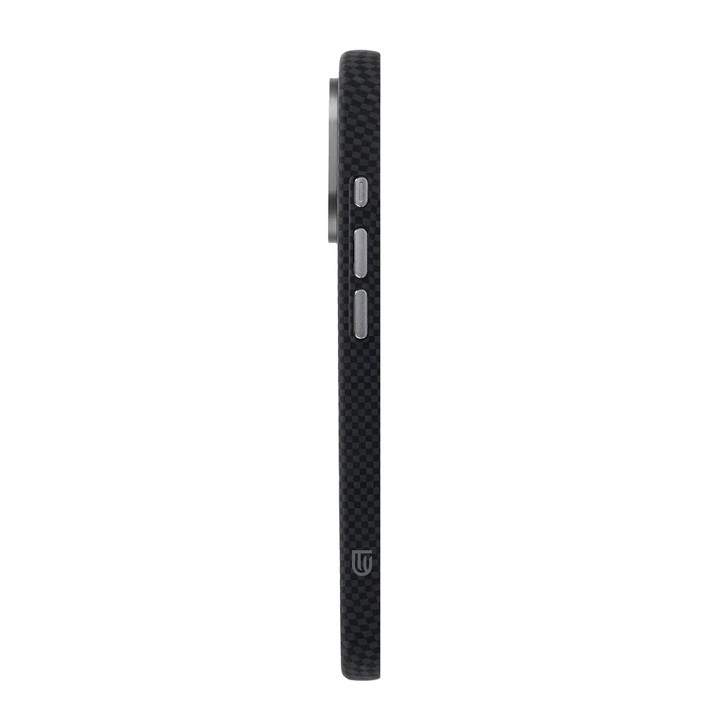 Карбоновый чехол для Apple iPhone 16 Pro Max, LikeCarbon2 MagCase, черный, тонкий защитный чехол-панель из поликарбоната с магнитами N52, MagSafe, противоударный, совместим с беспроводной зарядкой, приподнятые края для защиты камеры, ArmorStandart (ARM88382) - фото 6