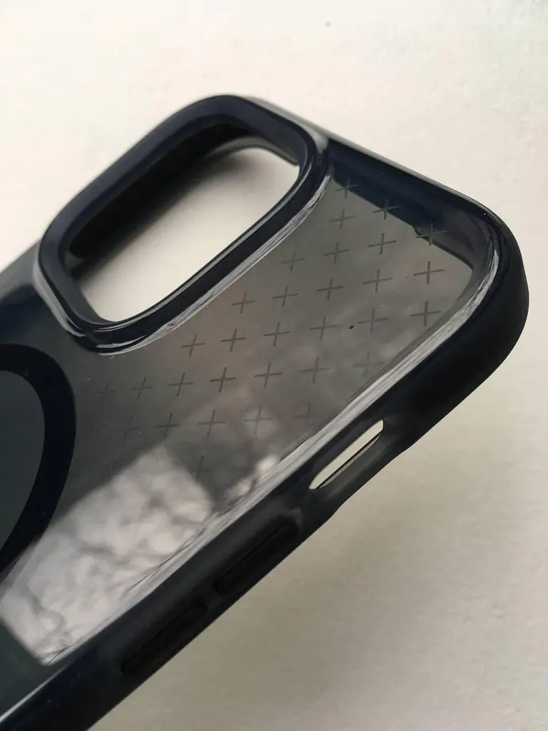 Оригінальний протиударний чохол Tech21 Evo Check MagSafe для iPhone 14 Pro Smokey Black (T21-9837) - фото 6