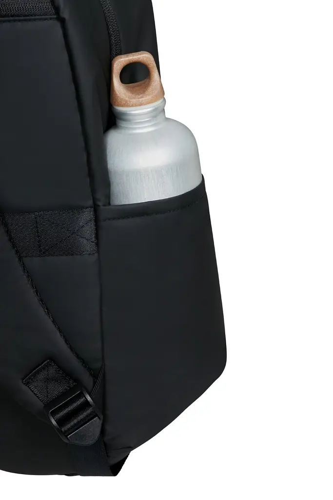 Рюкзак 15.6" American Tourister PUFFYPOP BLACK 49x29x22 MJ1*09001 - фото 5