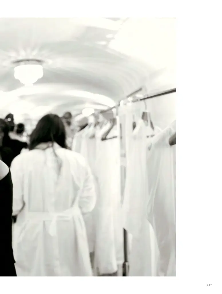 La Dolce Vita. Inside the World of Dolce&Gabbana’s Alta Moda Fashion Shows - Метт Левер - фото 15
