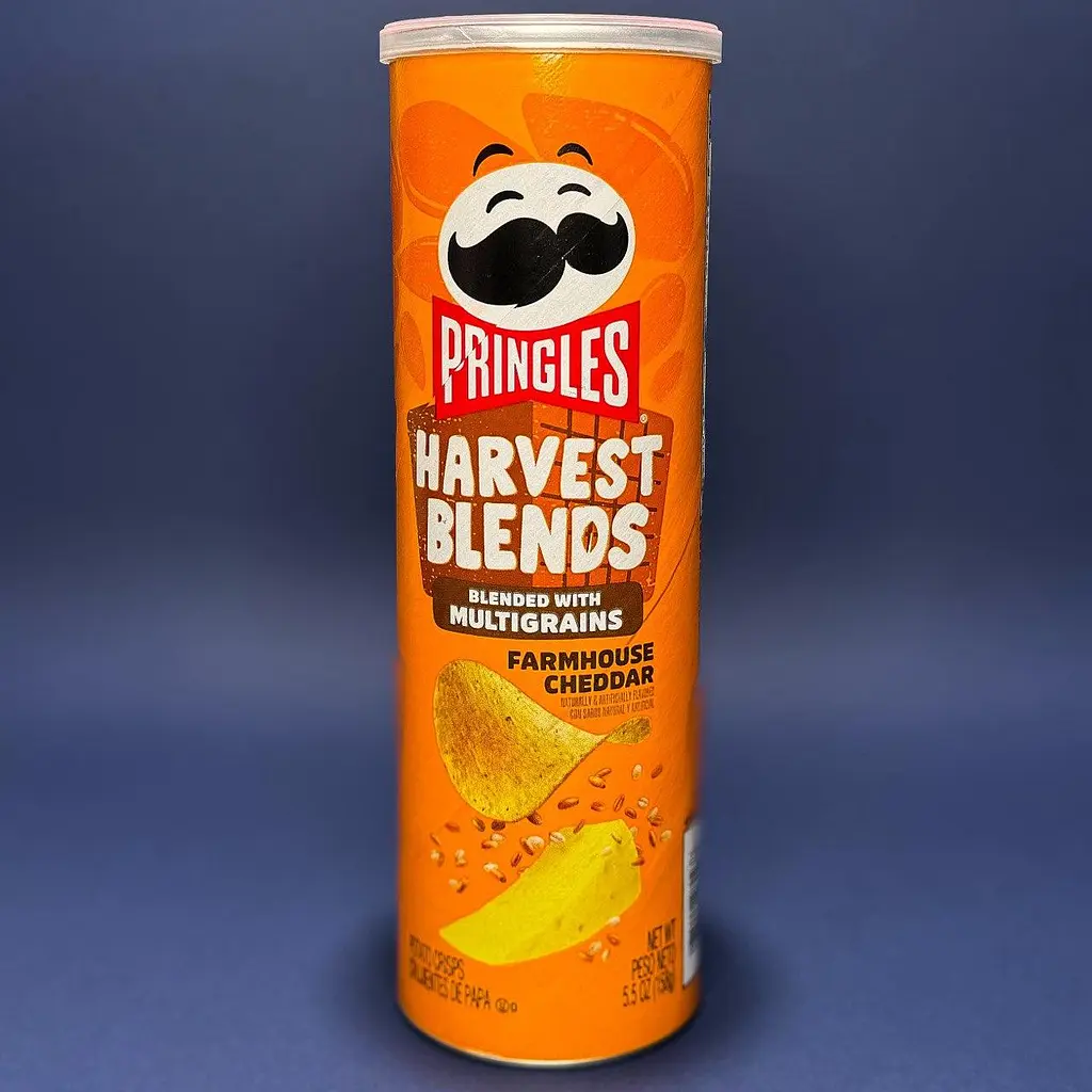 Чіпси Pringles Harvest Blends Multigrains Farmhouse Cheddar 158 г