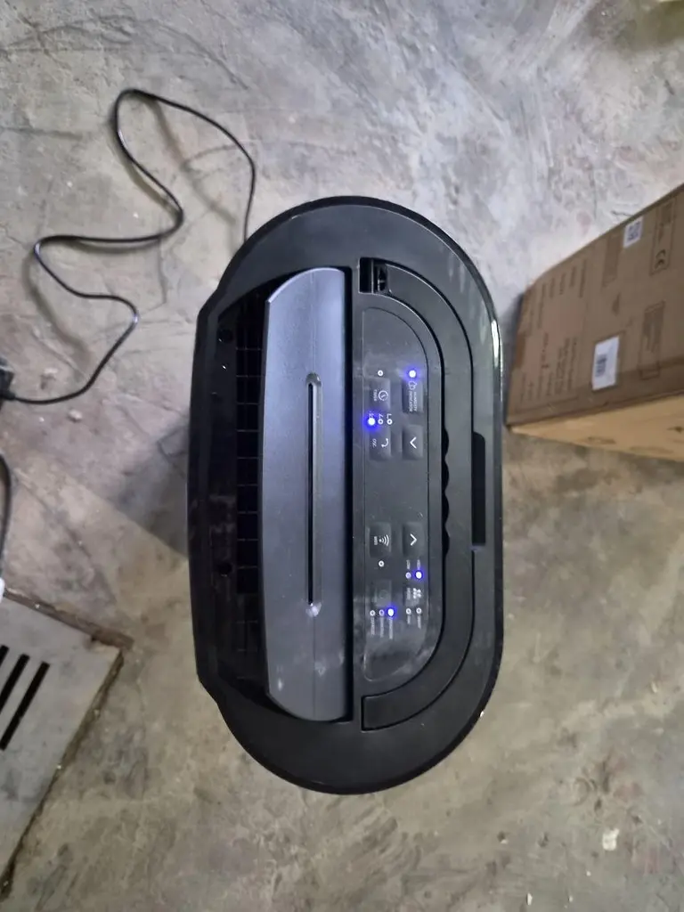 Осушитель воздуха Klarstein DryFy Pro 24L Smart Б/у - фото 2