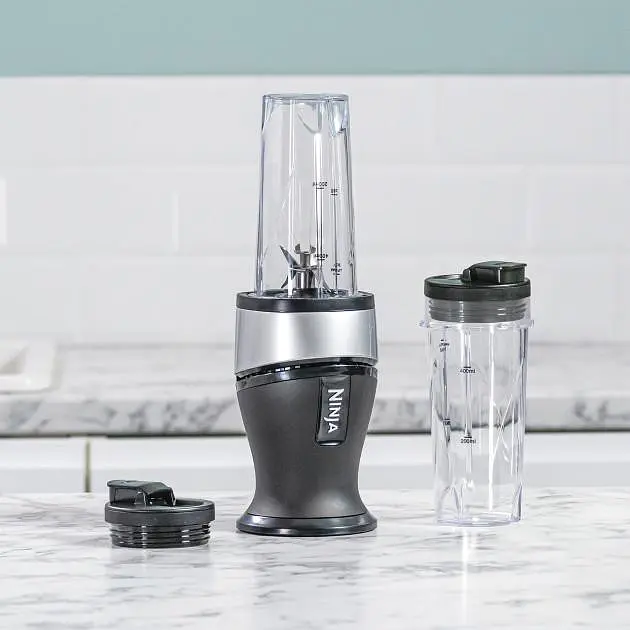 Фітнес-блендер Ninja 700W Slim Blender & Smoothie Maker QB3001EUS - фото 9