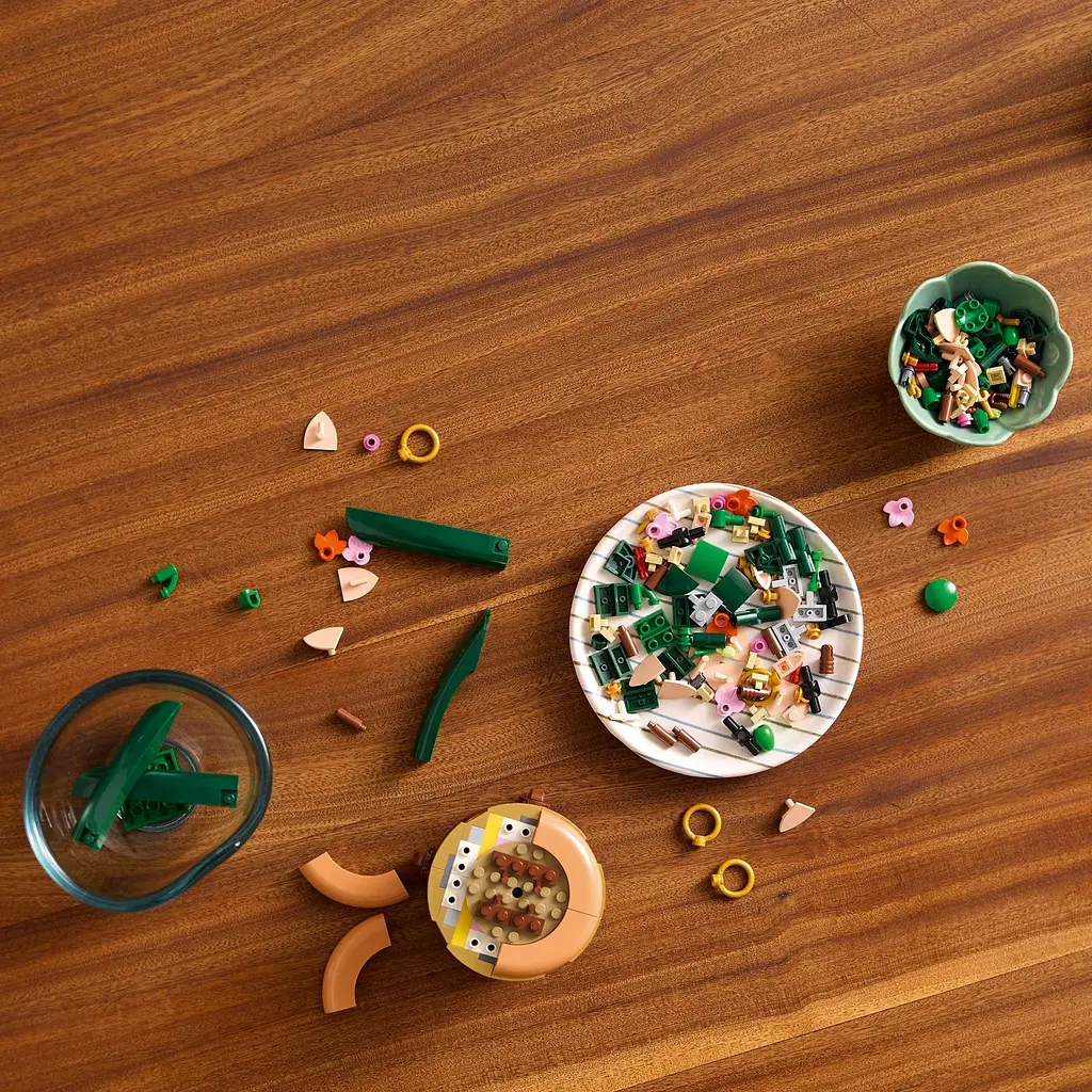 Конструктор LEGO Botanicals Мини орхидея 274 детали (10343) - фото 4