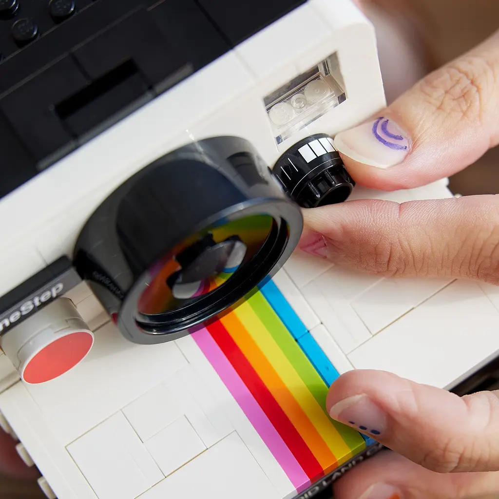 Конструктор LEGO Ideas Фотоаппарат Polaroid OneStep SX-70 516 детали (21345) - фото 10