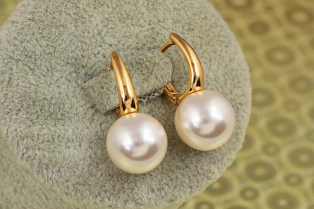 Сережки Xuping Jewelry страйт англійський з перлиною 12 мм 2,5 см золотисті - фото 2