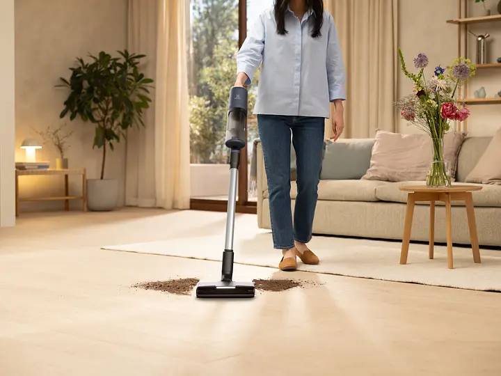 Аккумуляторный пылесос Electrolux EP61H21WET - фото 9