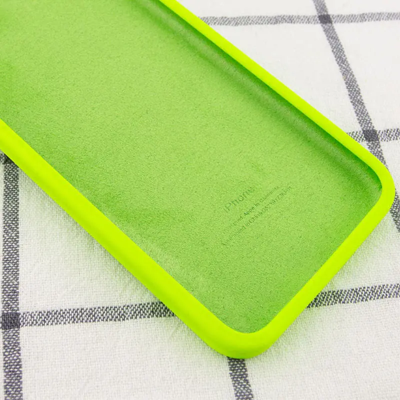 Чохол Silk Square Full Camera Protective (AA) NO LOGO для Apple iPhone 11 (6.1") Салатовий / Neon green - фото 3
