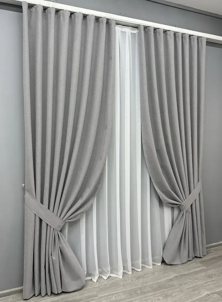Комплект штор VR-Textil Ashen Night блекаут 2 шт 150x290 см світло-сірий (1840ш) - фото 3