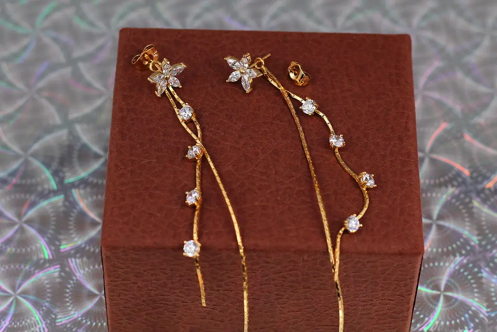 Сережки гвоздики Xuping Jewelry в'юн 11 см золотисті - фото 3