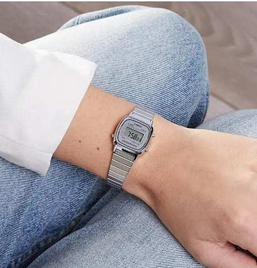 Годинник Casio LA670WA-7EF - фото 3