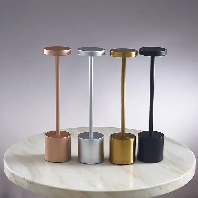 Настільна світлодіодна лампа з акумулятором - фото 2