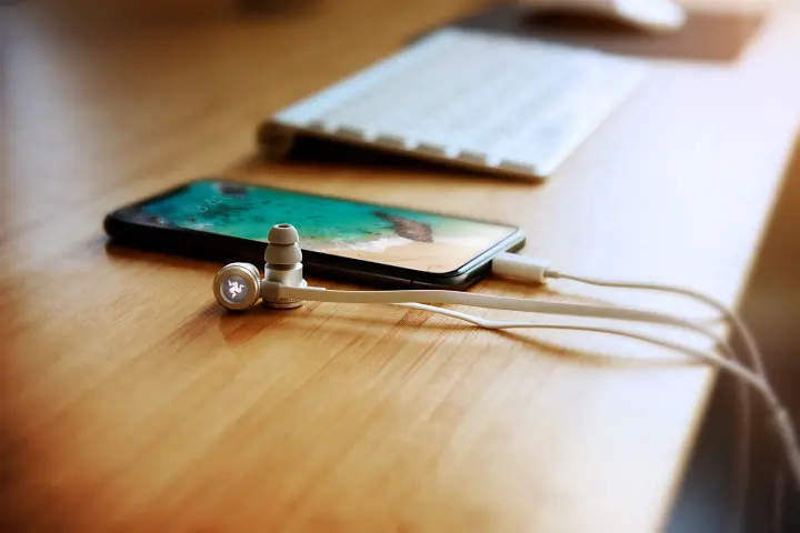 Наушники Razer Hammerhead for iOS Mercury Ed.Mic White (RZ04-02090200-R3M1) - фото 5