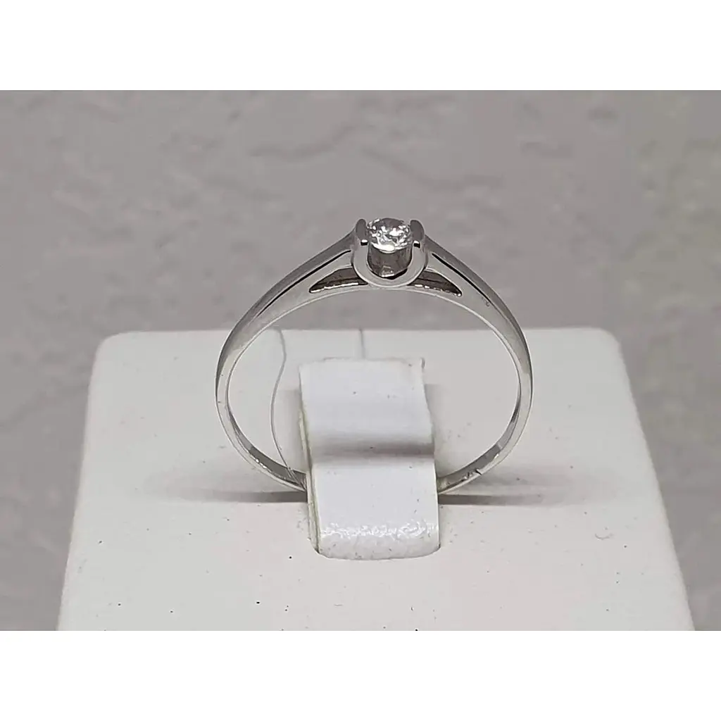 Срібне кільце Qvaliz з фіанітами. 90100622 17,5 - фото 2