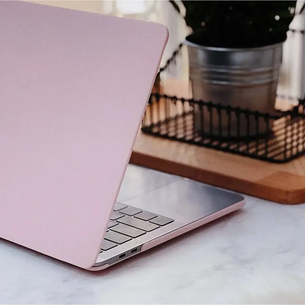 Пластикова накладка (верх та низ) HardShell Matte Case для Apple MacBook Neo 13'' A3404 2026 Pink Sand [169336] - фото 2