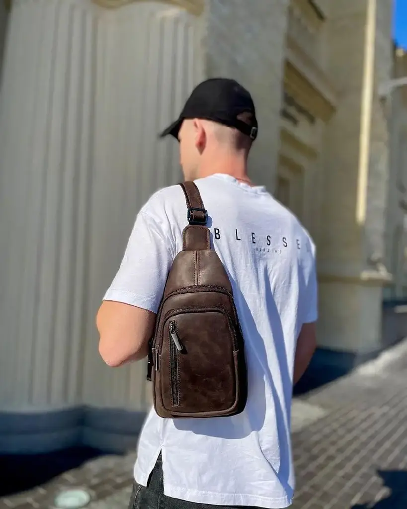 Чоловічий слінг 17х30х6 зі шкіри крейзі хорс для телефону Tiding Bag 6349 коричневий 17 см - фото 8