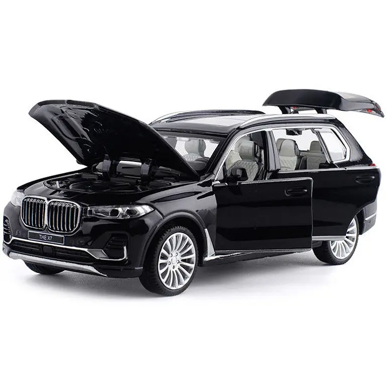 Колекційна металева модель автомобіля Автопром BMW X7 з інерцією, світлом та звуком 1:32 - фото 3