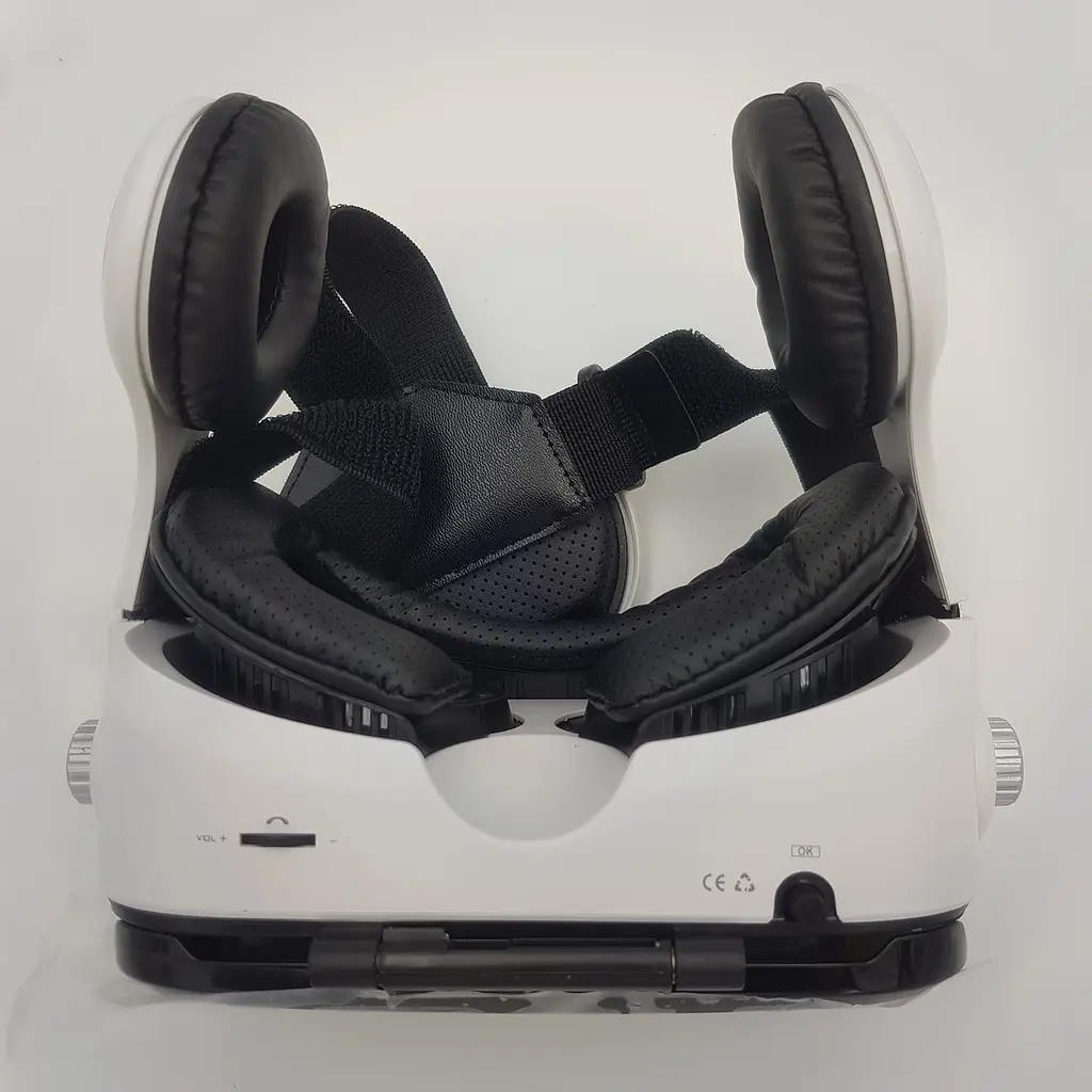 3D окуляри віртуальної реальності для смартфона з навушниками і пультом BOBO VR Z4 білий - фото 13