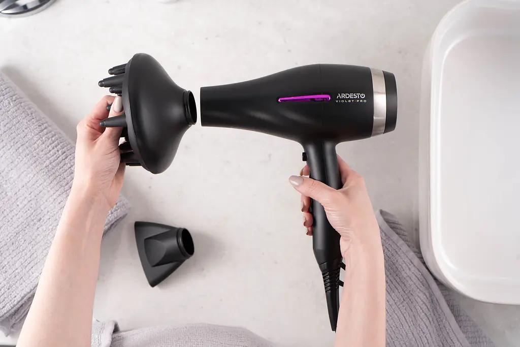 Фен Violet PRO HD-Y223PRO, 1850-2200Вт, 2 швидкості, 3 темп.режими, дифузор, чорний ARDESTO teh0017659 - фото 5