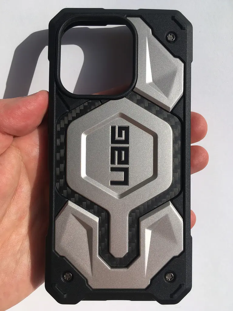 Чохол протиударний UAG Monarch Pro MagSafe (Original) для iPhone 16 Pro (6.3") Titanium 114456113636 - фото 5
