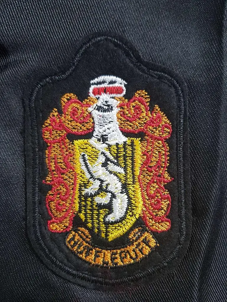 Мантія з емблемою Пуффендуй Гаррі Поттер Harry Potter Hufflepuff HP 6.110.786 - фото 6